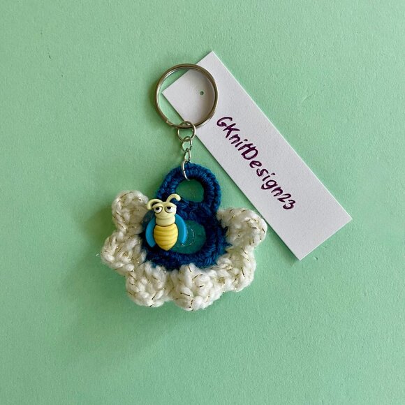 Floral Keychain, Keychain Charm, Crochet Gift, Handmade Backpack Charm - Picture 2 of 7